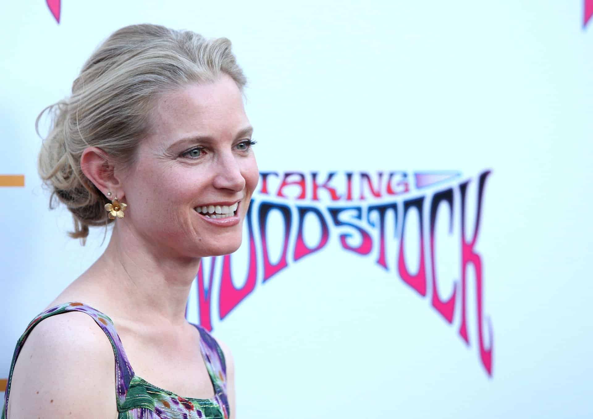 Bridget Fonda luce ‘irreconocible’ en 2022