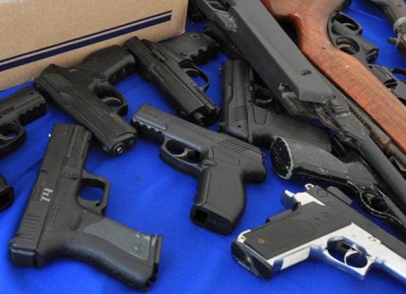Agentes de México fiscalizarán control de contrabando de armas desde EE.UU.