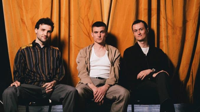 Cola, con ex miembros de Ought, anuncia su álbum debut Deep in View, comparte «So Excited»