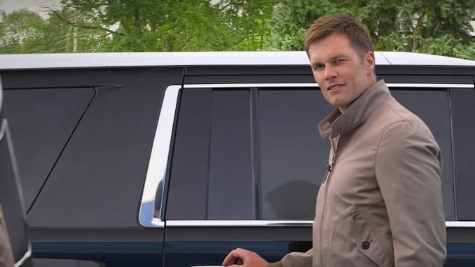 Tom Brady producirá y protagonizará 80 para Brady junto a Lily Tomlin, Jane Fonda, Rita Moreno y Sally Field