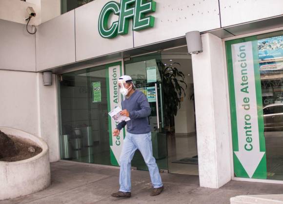 Retrasa Morena mal el domingo mano debate sobre Reforma Eléctrica