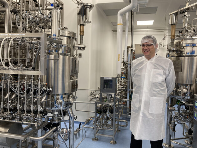 Bill Gates ayuda a abrir una nueva planta de fabricación de vacunas en el área de Seattle – GeekWire 2