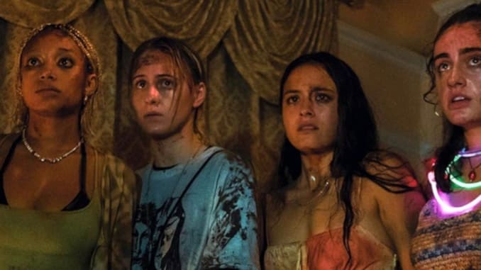 Hay un asesino Gen Z suelto en el primer tráiler de Bodies Bodies Bodies de A24