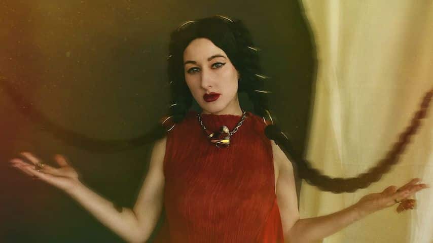 Zola Jesus comparte nueva canción y video, «Desire»