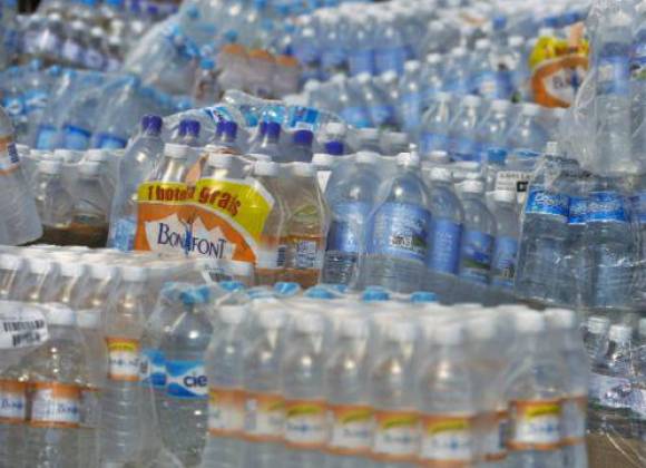 En Monterrey también falta agua embotellada, compras masivas causan desabasto