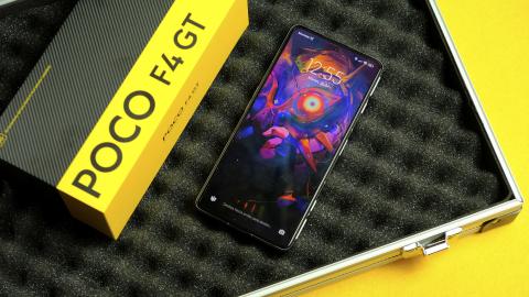 POCO F4GT