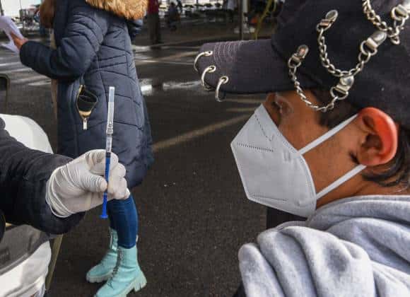Variante Ómicron del COVID no aumenta la inmunidad tras infectarte, confirma estudio