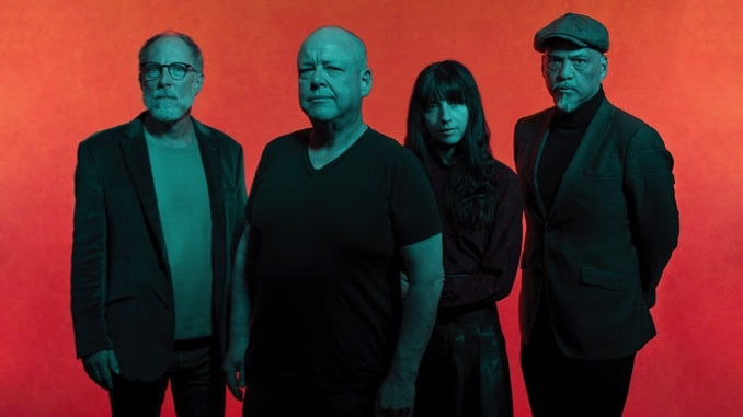 Pixies anuncia nuevo álbum Doggerel, lanza el sencillo principal «There’s a Moon On»