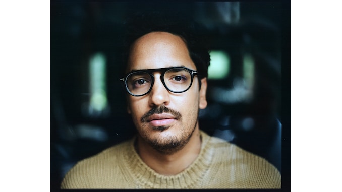 Sorteo: ¡gane una copia de vinilo firmada del nuevo álbum de Luke Sital-Singh, Dressing Like a Stranger!