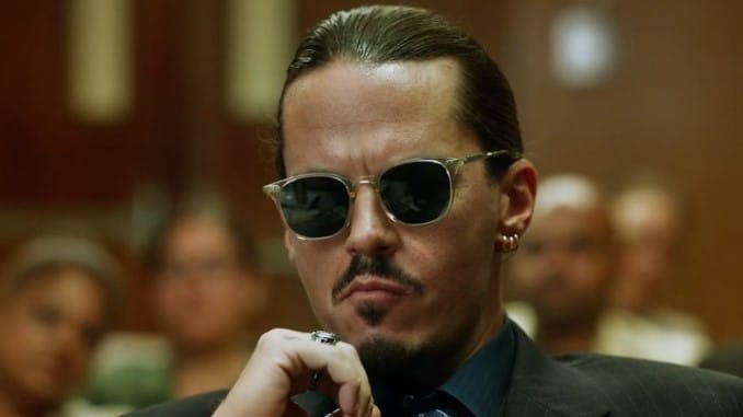 Este tráiler de Tubi para The Depp / Heard Trial es profundamente asqueroso