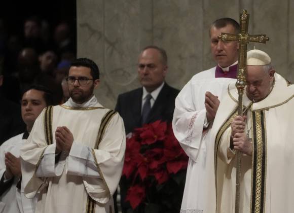 ‘Que renazca la caridad’, pide el Papa Francisco en su mensaje de Navidad