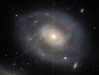 Vista JWST de la galaxia NGC 7469