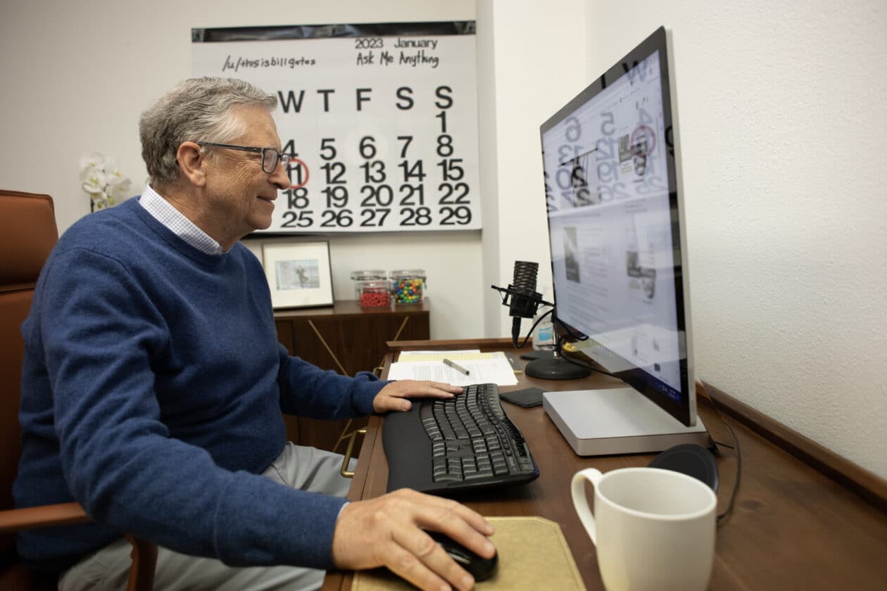 Bill Gates habla sobre IA, clima, Microsoft, la nueva temporada de ‘White Lotus’ y más en Reddit ‘AMA’ – GeekWire