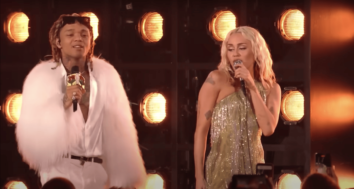 Swae Lee y Miley Cyrus presentan Party Up The Street en vivo por primera vez 1