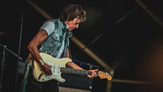 Muere la leyenda de la guitarra Jeff Beck a los 78 años