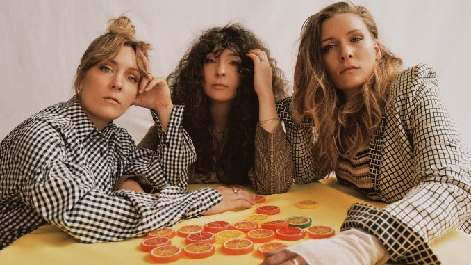 Joseph regresa con el nuevo sencillo «Nervous System» del nuevo álbum The Sun