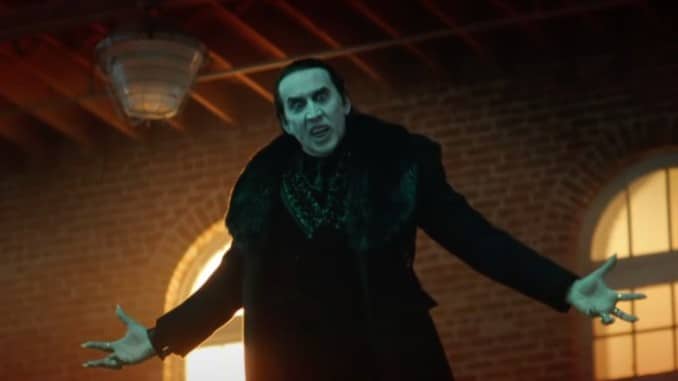 Drácula de Nicolas Cage es el jefe del infierno en el primer tráiler de Renfield