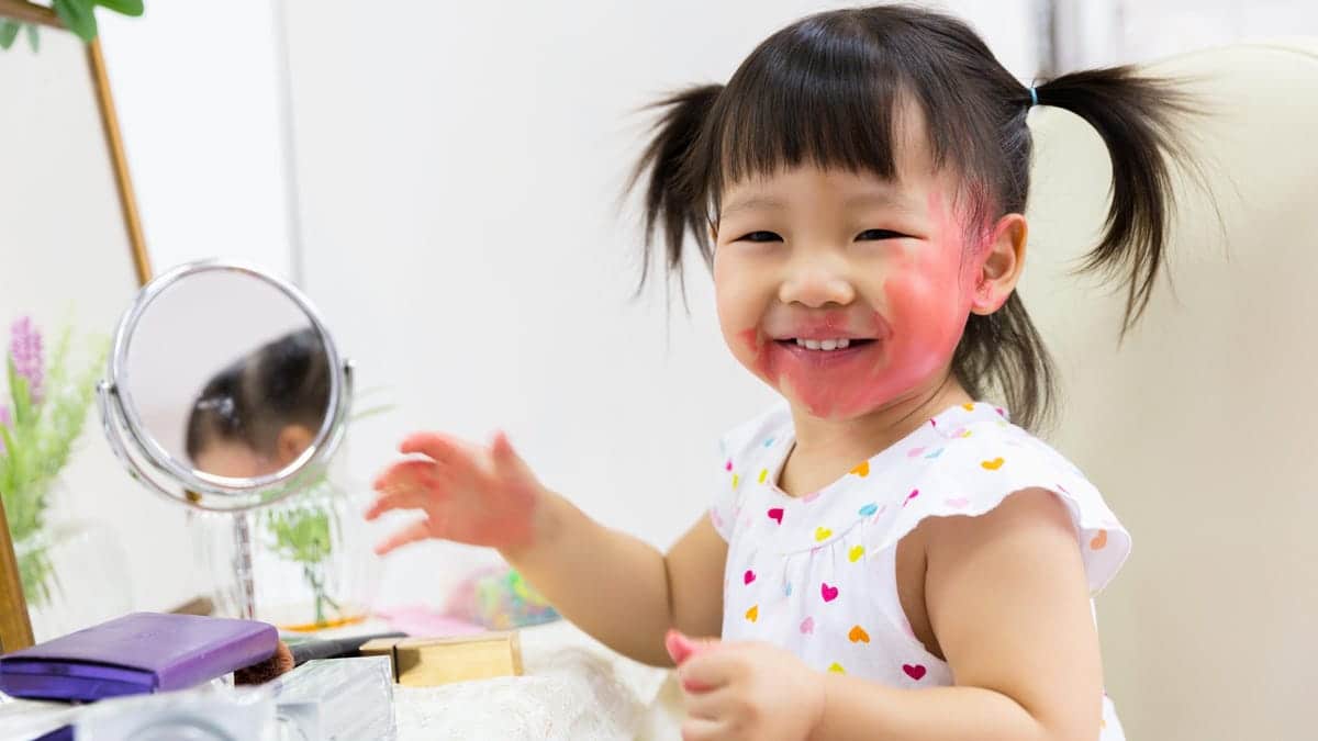 7 desastres comunes de los productos de belleza (y cómo limpiarlos)