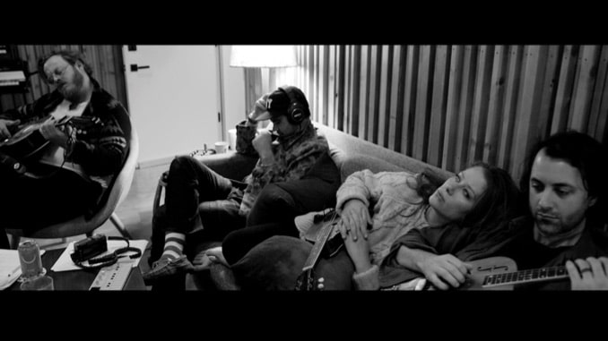 Exclusivo: mira un nuevo documental sobre The Lone Bellow