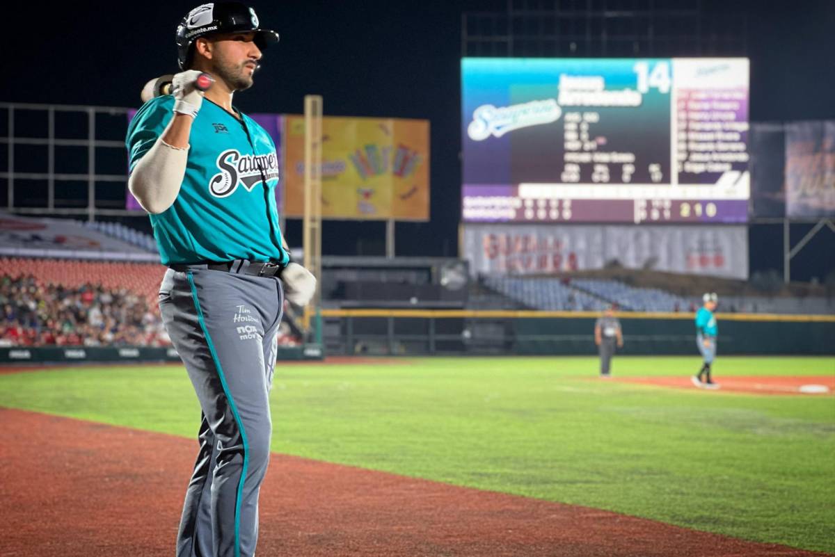 ¡Paliza en Guadalajara!  Saraperos le pega 11-3 a los Mariachis en arranque de Temporada