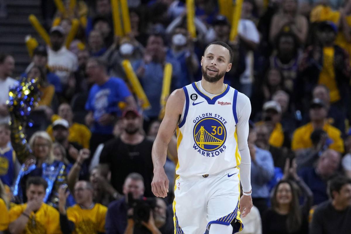 Serán seises;  Curry y Warriors evitan eliminación y alargan serie contra Lakers