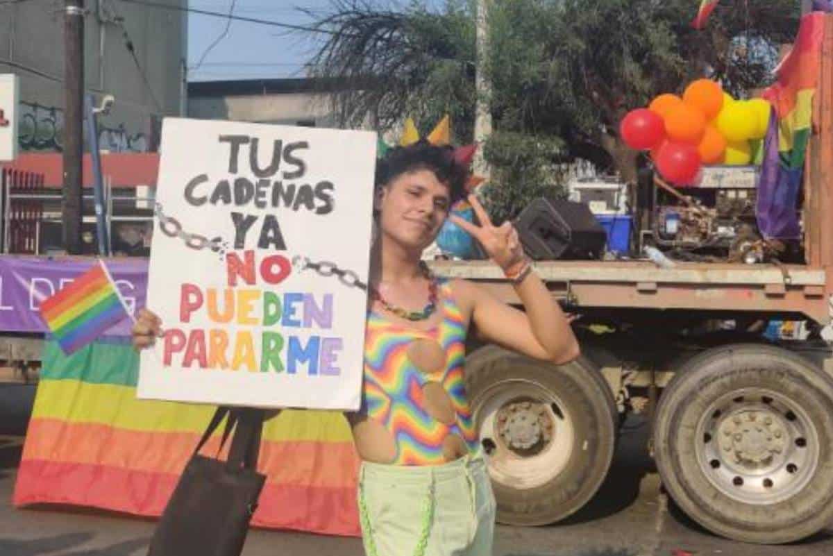 Sin importar la ola de calor, miles participante en Monterrey en la Marcha de la Diversidad