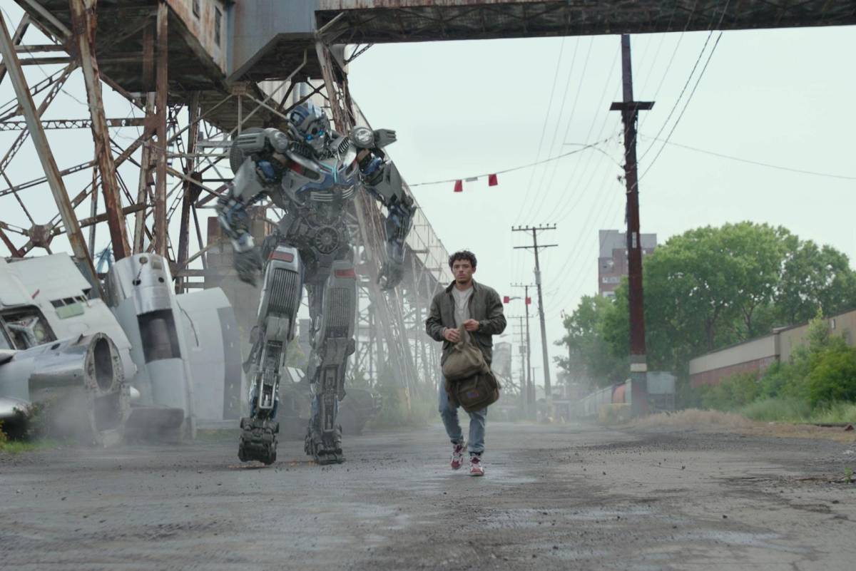 Give Money en el Sillón (del Cine): ‘Transformers: El Despertar de las Bestias’