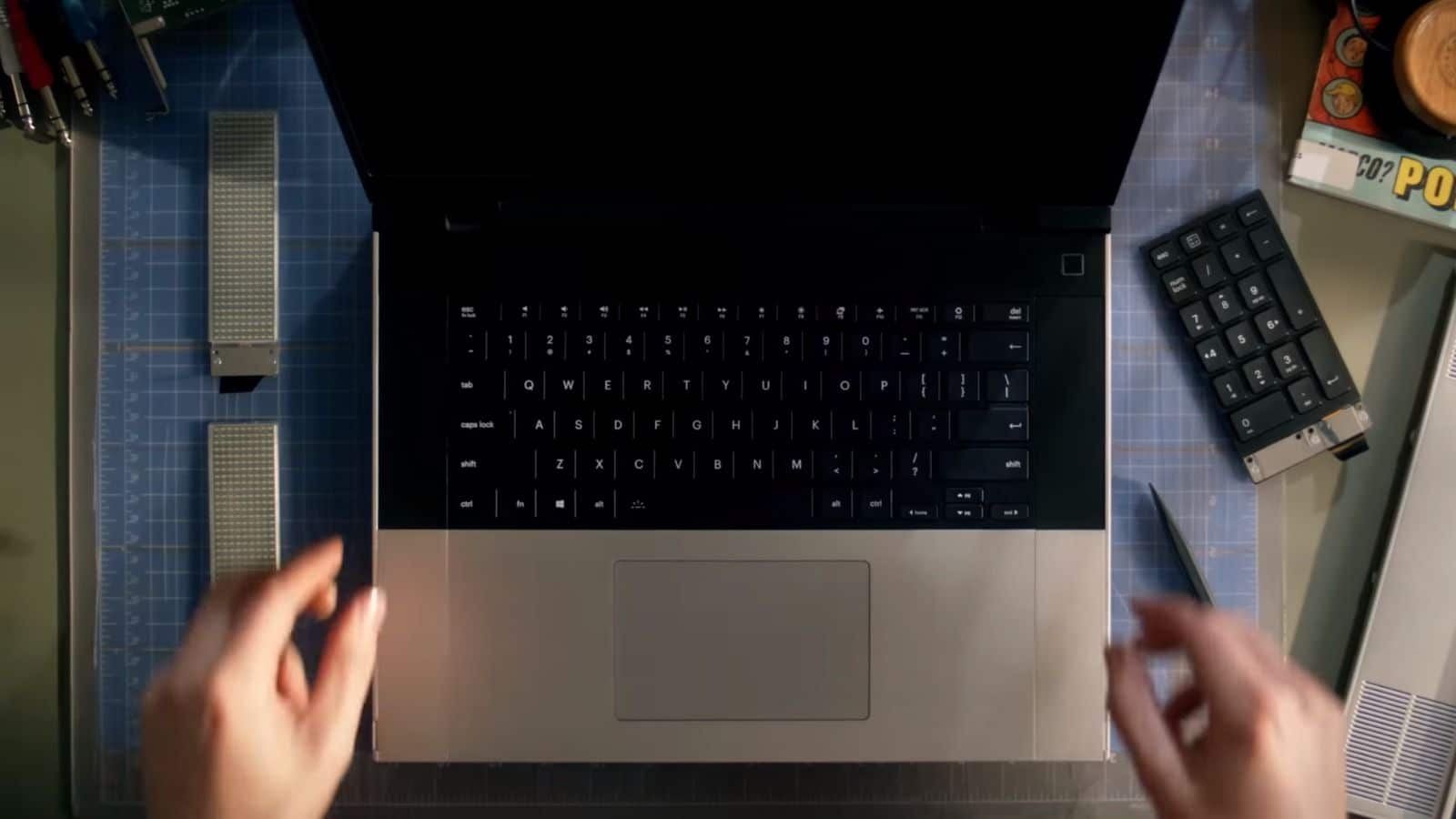 Finalmente puede preordenar la computadora portátil Modular Framework 16