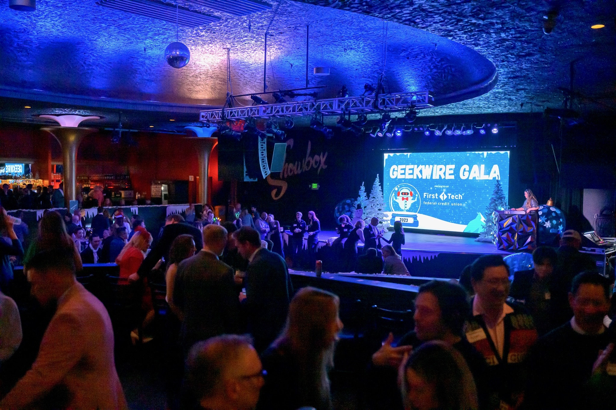 Seattle community dances, sings and parties at annual bash – GeekWire