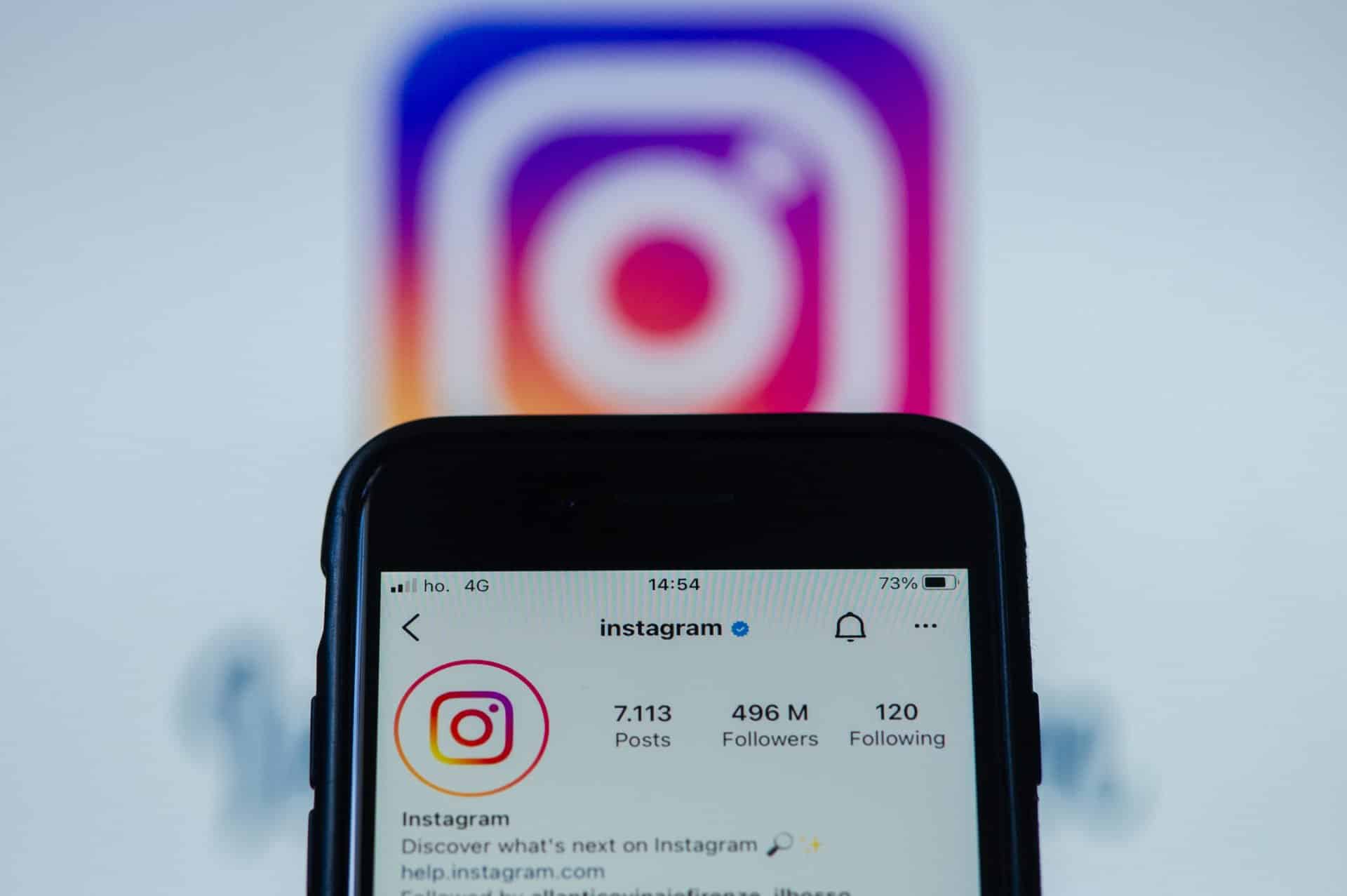 Instagram not sharing stories to Facebook in 2023 annoys users