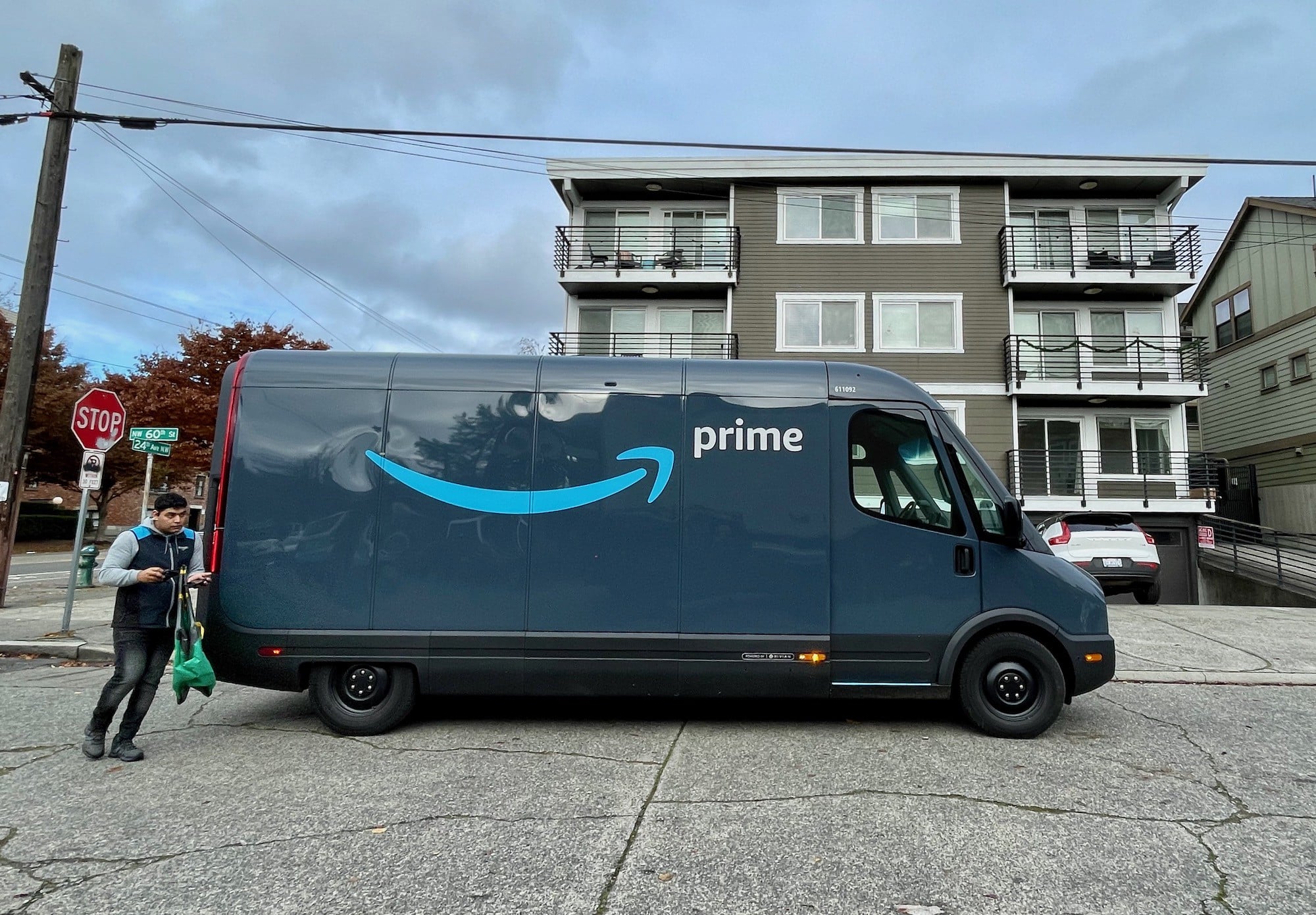 Amazon brings back ability to use Alexa to thank and tip delivery drivers during holiday rush – GeekWire